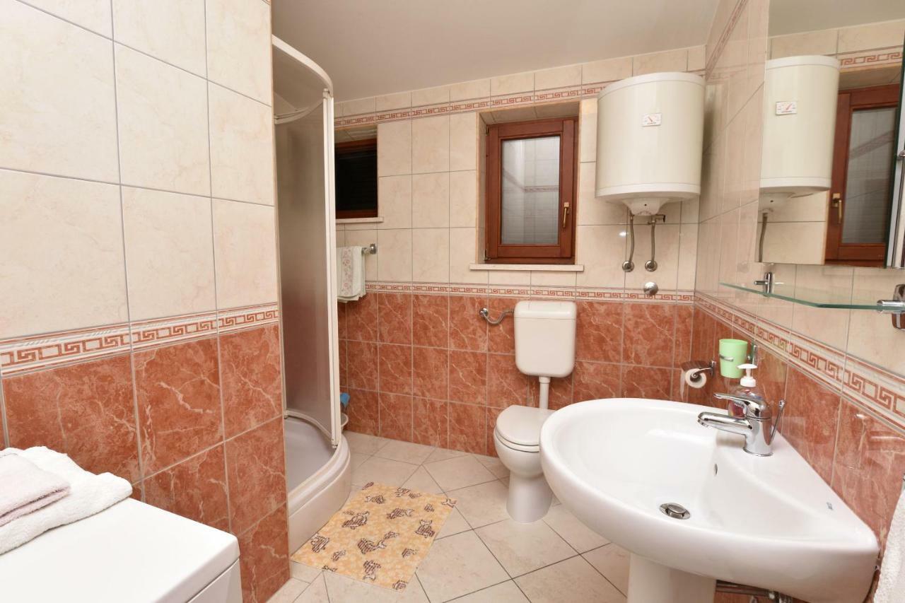 Apartment Zdravko Primošten Eksteriør bilde